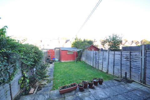3 bedroom terraced house to rent - Mellows Road Wallington SM6