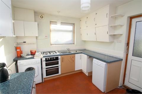 3 bedroom detached house for sale - Long Lane, STAINES-UPON-THAMES, Surrey