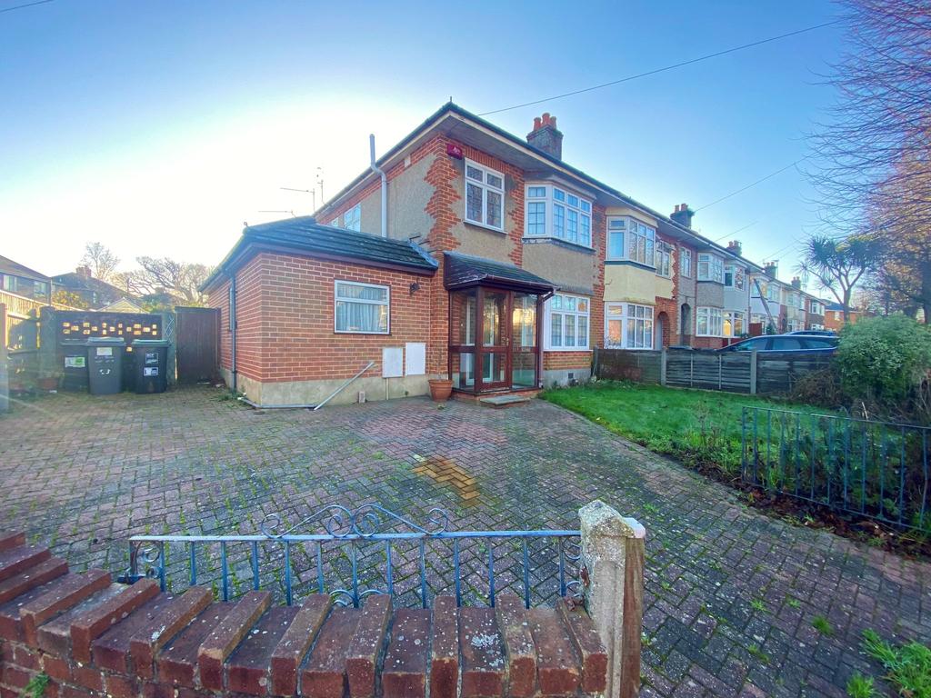 Exton Road, Bournemouth, BH6 4 bed semidetached house £450,000