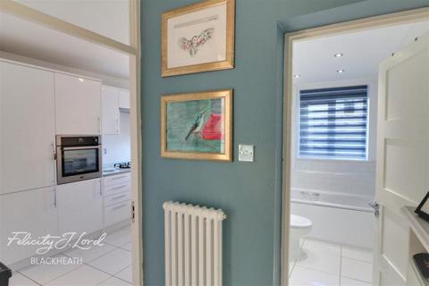 1 bedroom apartment to rent, Westcombe Park Road, London