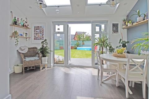 139 Old Quarry Drive, Exminster, Exeter, EX6 8FJ