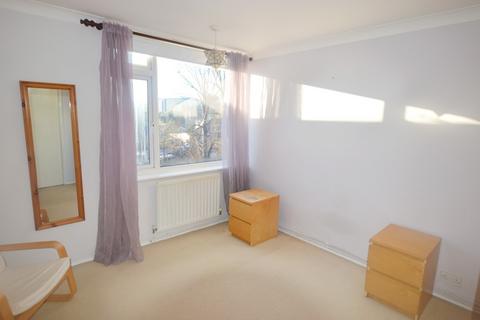 1 bedroom apartment to rent - Dunwood Court, Maidenhead