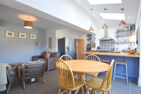 21 Bowham Avenue, Bridgend, CF31 3PD
