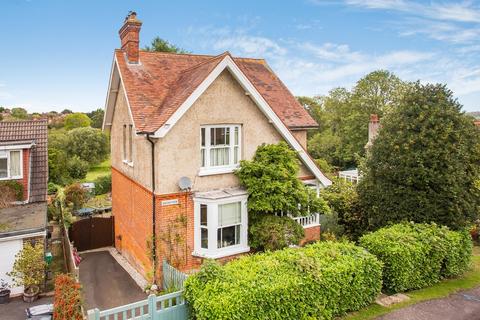 4 bedroom detached house for sale - New Road, Rotherfield