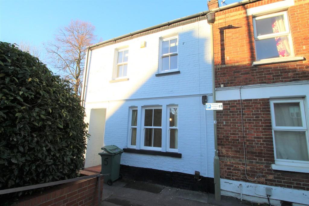 Osney Lane, Botley, Oxford 4 bed terraced house £2,500 pcm (£577 pw)