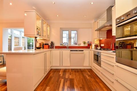 19 Burns Close, Stevenage, SG2 0JN