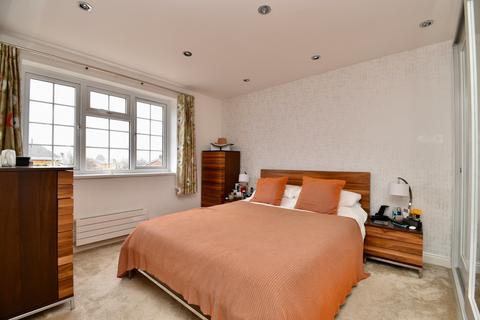 19 Burns Close, Stevenage, SG2 0JN