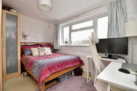 19 Burns Close, Stevenage, SG2 0JN