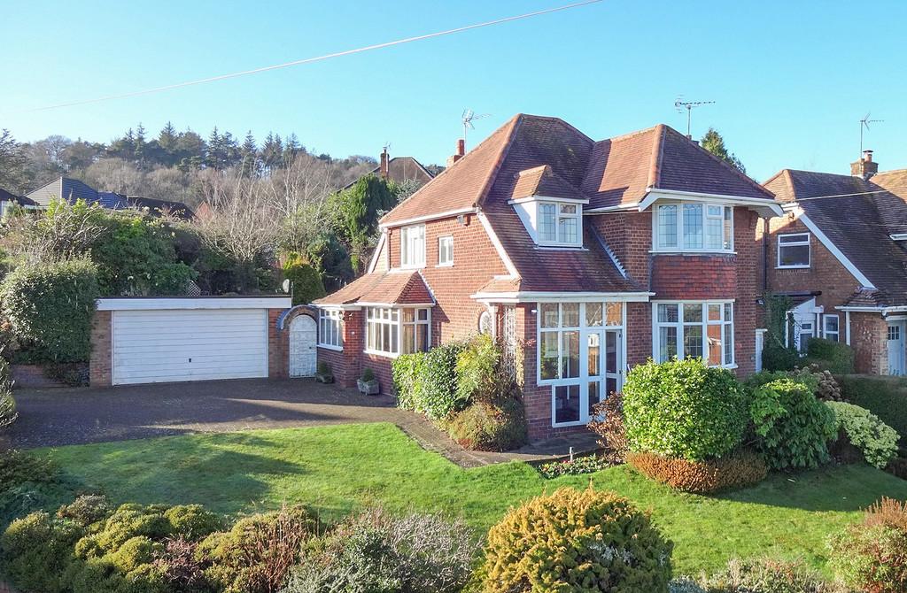 Reservoir Road, Cofton Hackett, B45 8PN 3 bed detached house £499,999