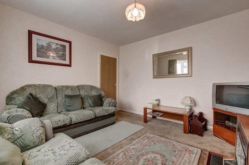 Parsons Road, Southcrest, Redditch B98 7EE 3 bed semidetached house