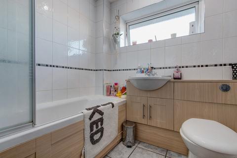 17 Eyton Close, Redditch, B98 0JY