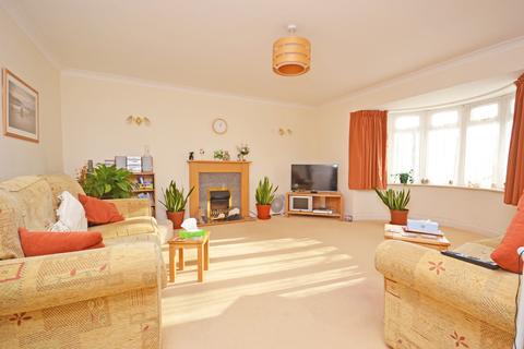 51 Hook Lane, Bognor Regis, PO22 8AR