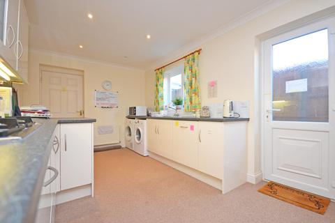 51 Hook Lane, Bognor Regis, PO22 8AR