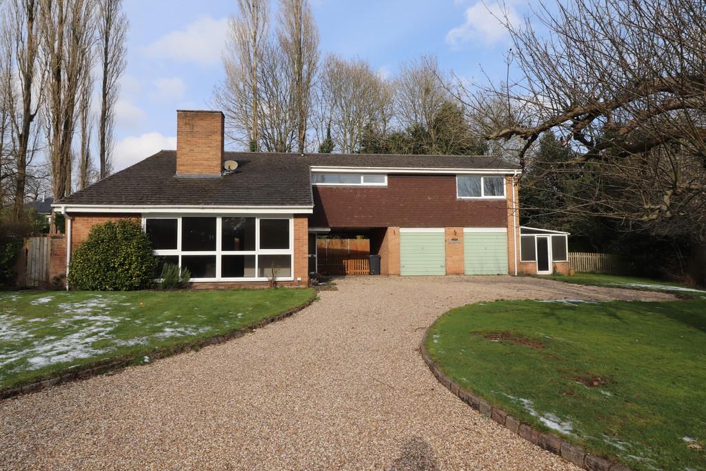 Fieldgate Lane, Kenilworth 4 bed detached house