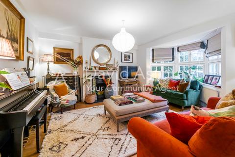 undefined, Cascade Avenue, Muswell Hill, London