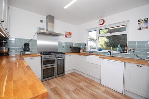 64 Broadlands, Bideford, EX39 4QL