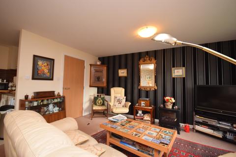 2 bedroom ground floor flat for sale - Monart Road, Perth