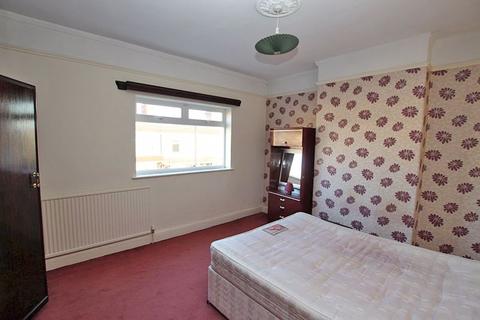 92 Park Street, Grimsby, DN32 7NT