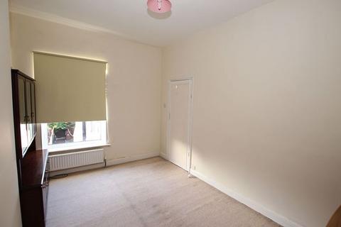92 Park Street, Grimsby, DN32 7NT