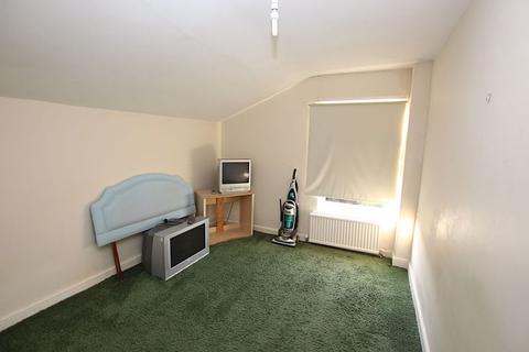 92 Park Street, Grimsby, DN32 7NT