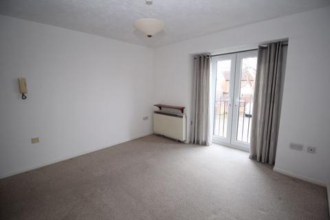 1 bedroom apartment to rent, Cranleigh House, Cheltenham Gardens, SO30 4UF