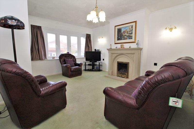 Hereford Close, Aldridge, WS9 8HX 3 bed house £265,000