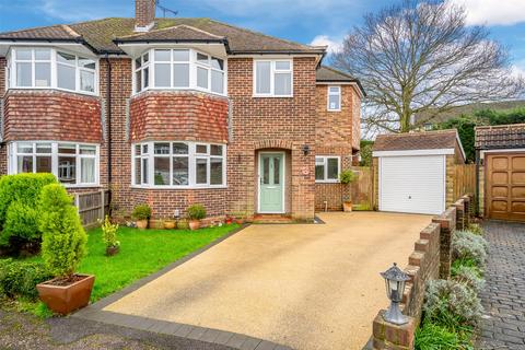 4 bedroom semi-detached house for sale - Priory Close, Horley, RH6