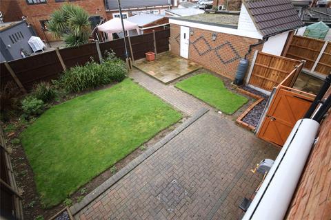 3 bedroom semi-detached house to rent, Capel Close, Stanford-le-Hope, Essex, SS17