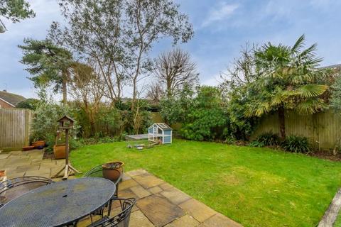 4 bedroom detached house for sale - Willowmead Close, Chichester