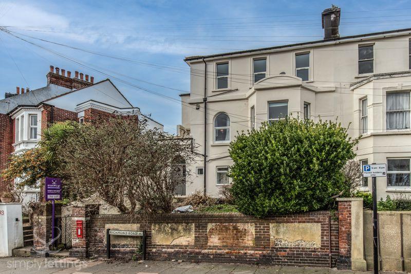 Richmond Road, Brighton 1 bed flat £1,000 pcm (£231 pw)