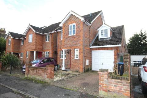 4 bedroom end of terrace house to rent, Kings Road, Egham, Surrey, TW20