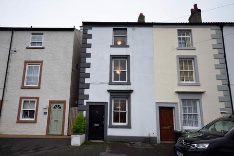 4 bedroom townhouse to rent, 12 Market Hill, Wigton