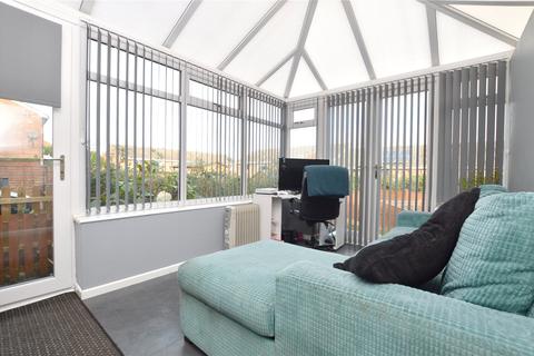 9 Aston Drive, Leeds, LS13 2DY