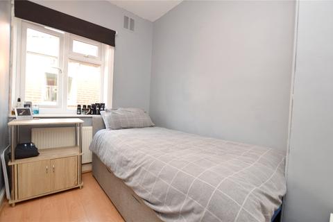 9 Aston Drive, Leeds, LS13 2DY
