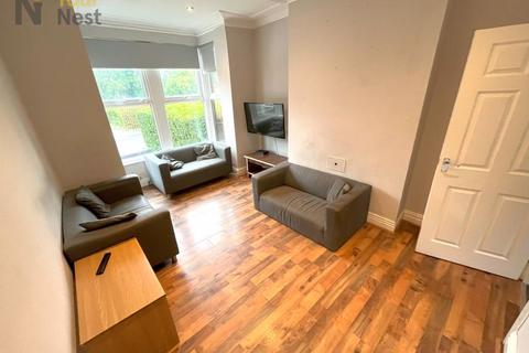 Mixed use to rent, Stanmore Place, Burley, Leeds. LS4 2RR