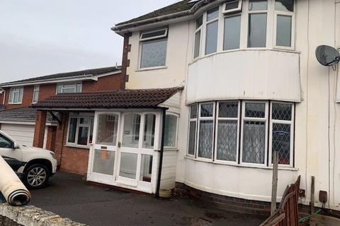 5 bedroom semi-detached house to rent, Bromsgrove Road, Redditch