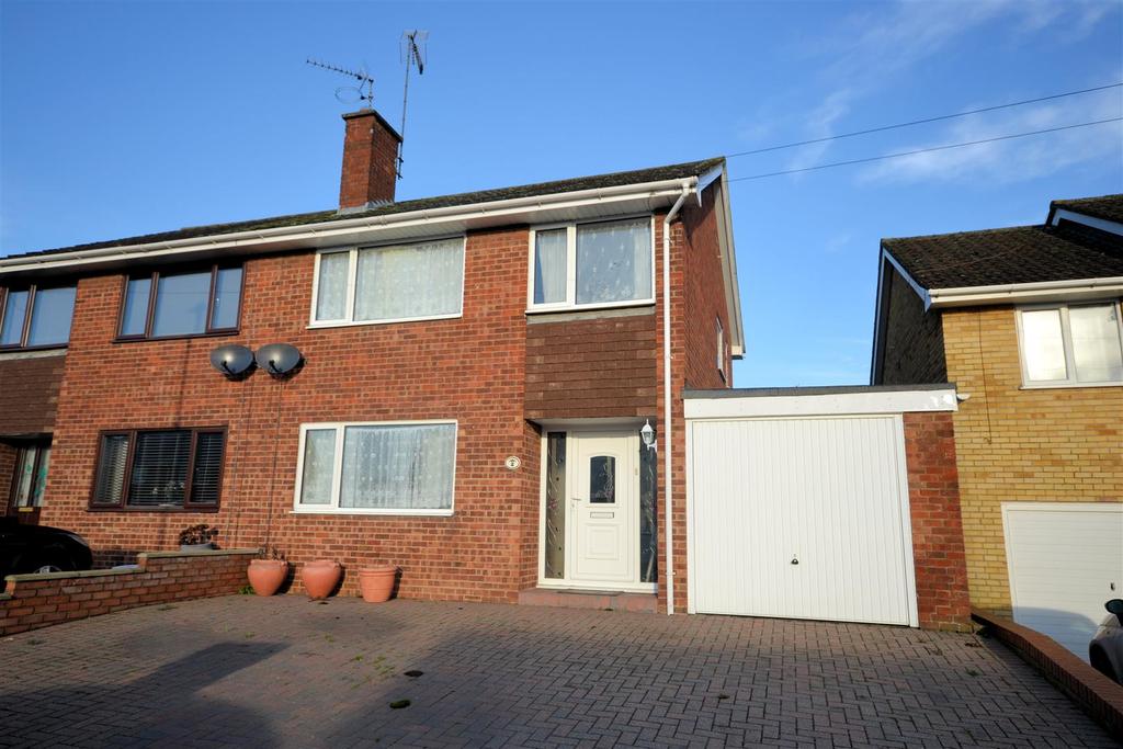 Russett Close, King's Lynn 3 bed semidetached house £220,000