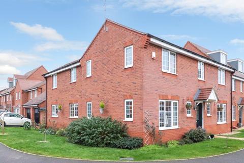 47 Brackley Crescent, Warwick, CV34 6XT