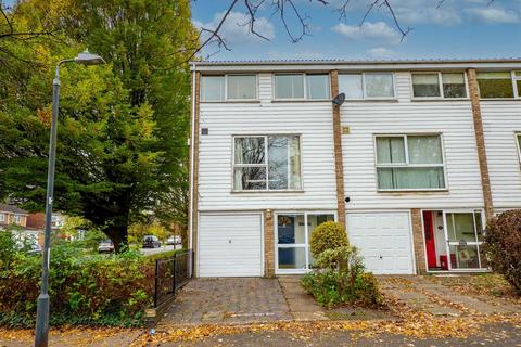 3 bedroom end of terrace house for sale - Greenwood Court, Upper Holly Walk, Leamington Spa