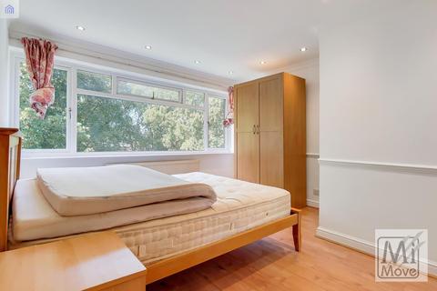 2 bedroom maisonette to rent - Albion Road, Sutton