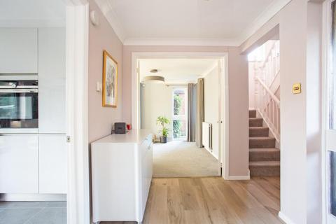 1 Moorend Glade, Charlton Kings, Cheltenham, GL53 9AT