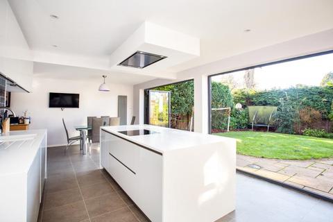 1 Moorend Glade, Charlton Kings, Cheltenham, GL53 9AT