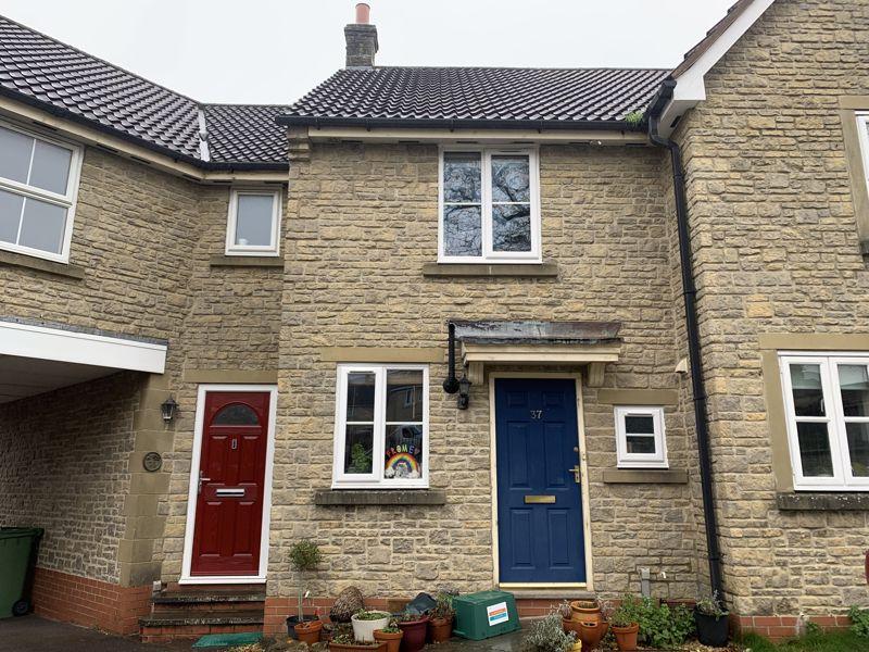 Rivers Reach, Frome 2 bed terraced house £895 pcm (£207 pw)
