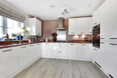 2 bedroom apartment for sale - Austen Grove, Arborfield Green, Berkshire, RG2 9UR