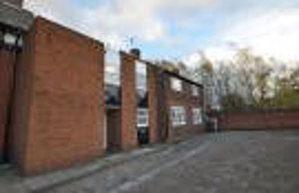 Jessop Street, Castleford Studio £390 pcm (£90 pw)