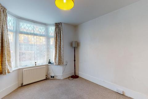 68 Downs Road, Walmer, Deal, CT14 7TB