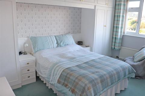18 Burton Road, Elford, Tamworth, B79 9BN