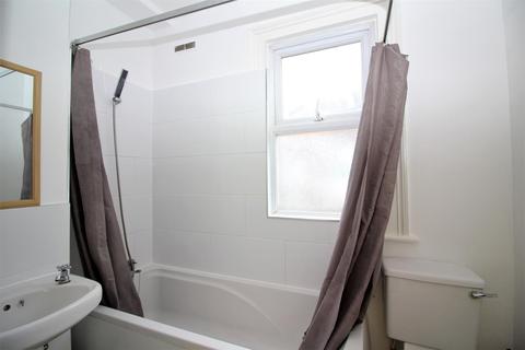 82 Hibbert Road, London, E17 8HF