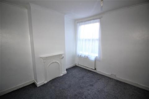 2 bedroom apartment for sale - Warner Road, London