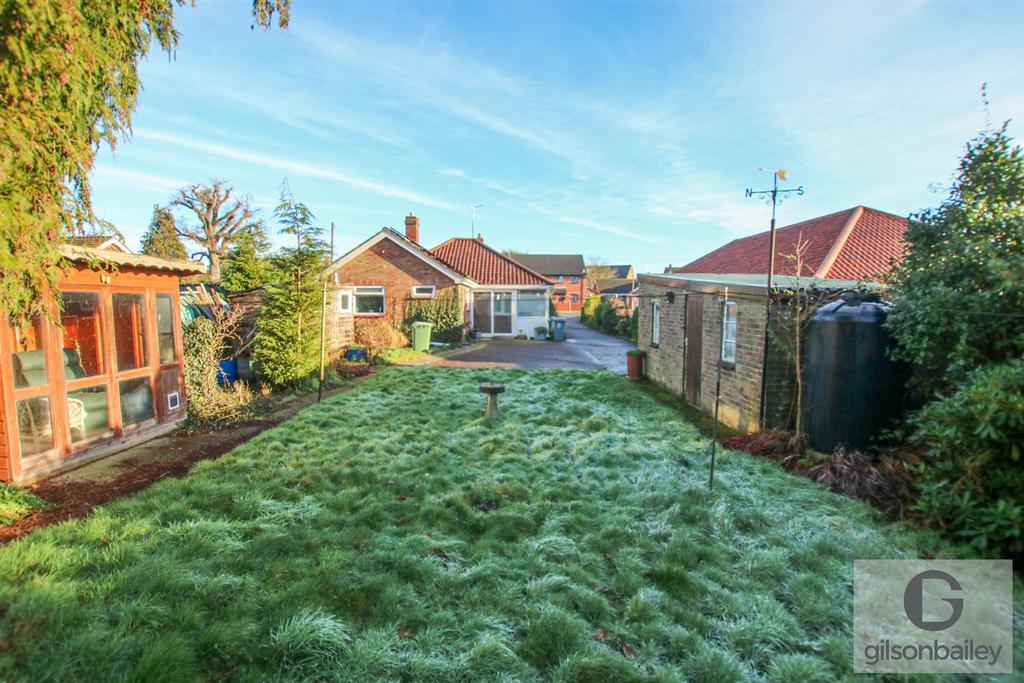 Holt Road, Horsford, Norwich 2 bed detached bungalow £425,000